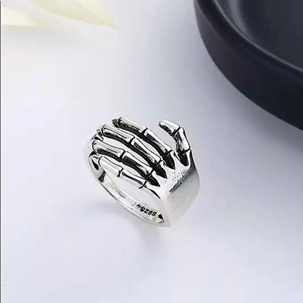 NEW STERLING SILVER SKULL SKELETON FIVE FINGER HAND DESIGN RING